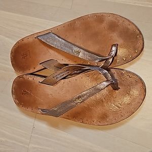 FRYE leather thong sandalsflip flops azalea 8.5